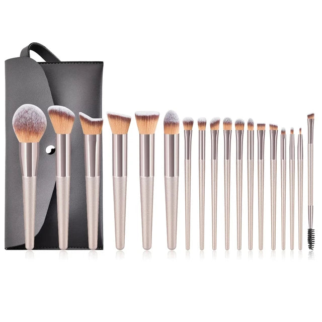 Revolutionärer Brush Reiniger + Pinselset 18-teiliges inkl. Pinseltasche Gratis dazu | Neuheit aus den USA